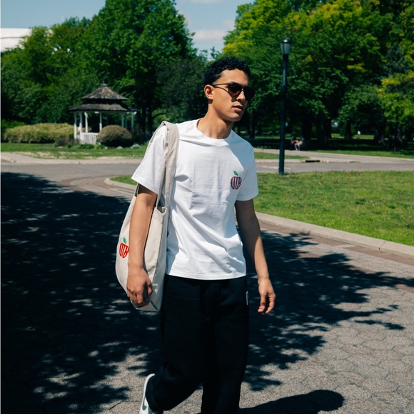 Meet your Posher, Jayden - Picture 2 of 3